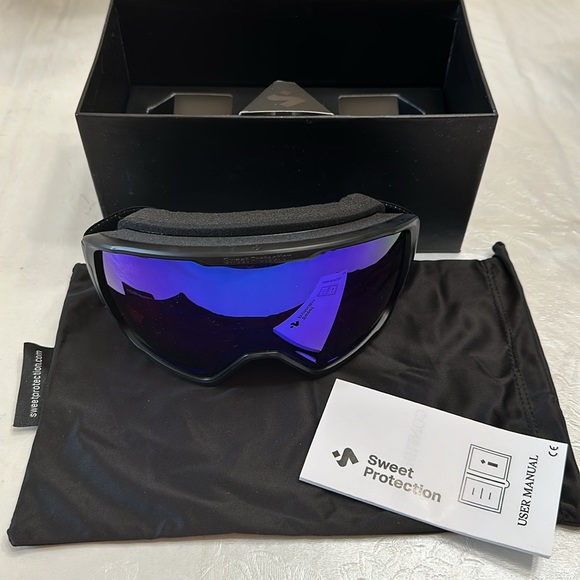 Sweet Protection CLOCKWORK GOGGLES - RIG Sapphire/Matte Black - Picture 2 of 15